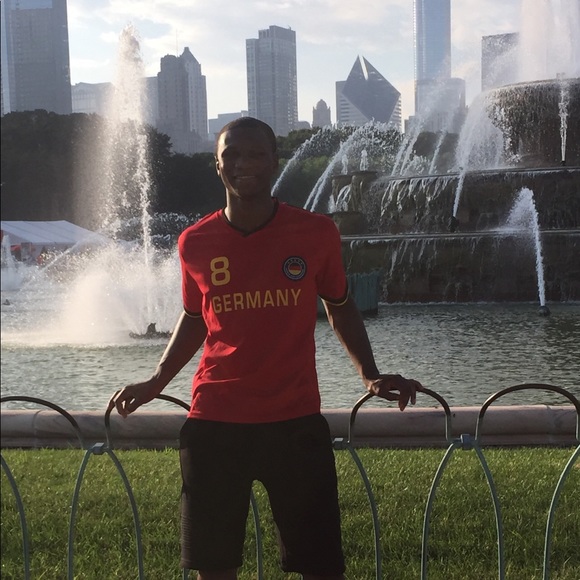 Meet your Posher, Mac - Picture 1 of 1